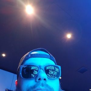 Meet your Posher, Mat